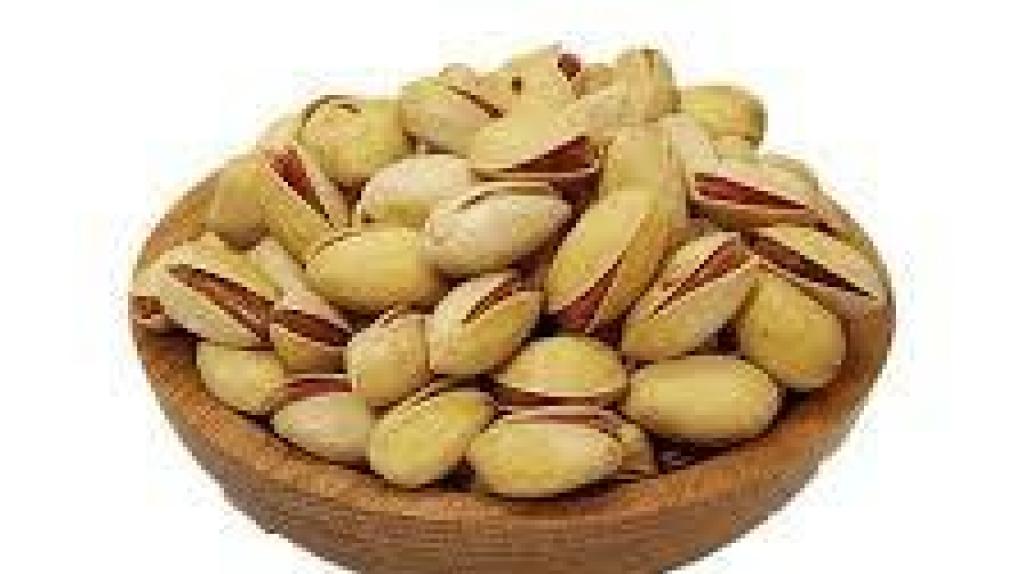 پسته آقایی
